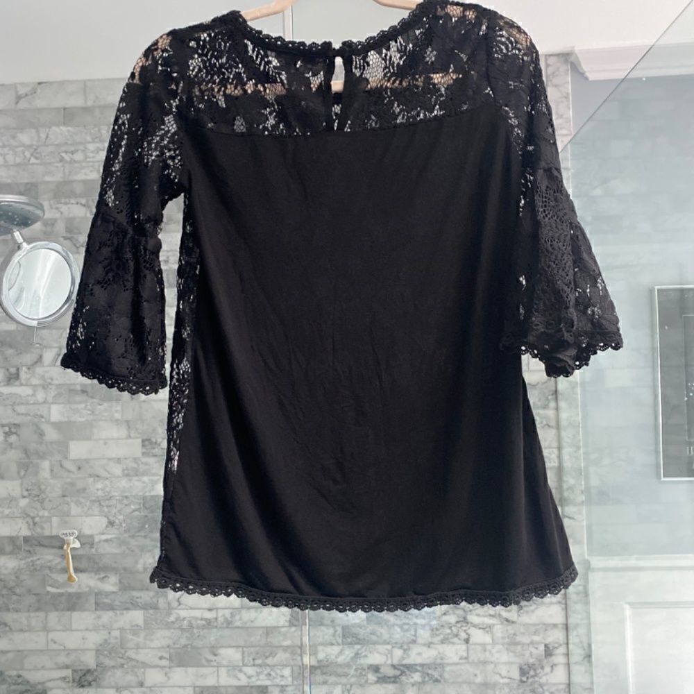 Blue Tassel black lace top with 3/4 bell sleeves - Picture 2 of 3